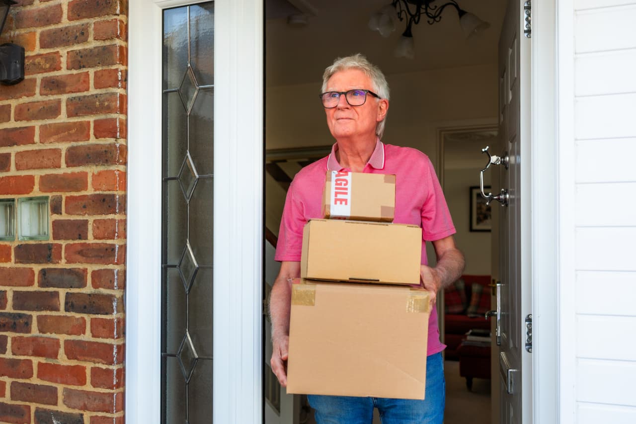 My father-in-law, 81, sold his $75,000 home and paid off his daughter’s $50,000 debt. What happens to him now? — MarketWatch, Munich Business news
