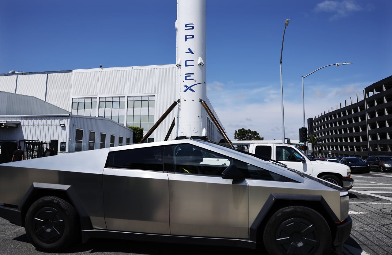 Why investors should be skeptical of a potential Tesla-SpaceX merger — MarketWatch, Munich Business news