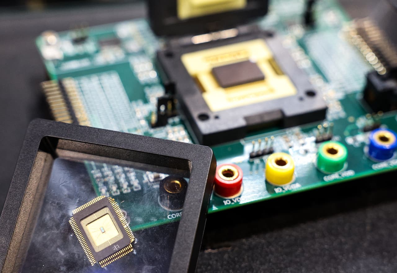 Support for semiconductor stocks could be as much as 15% lower than current levels, says Morgan Stanley — MarketWatch