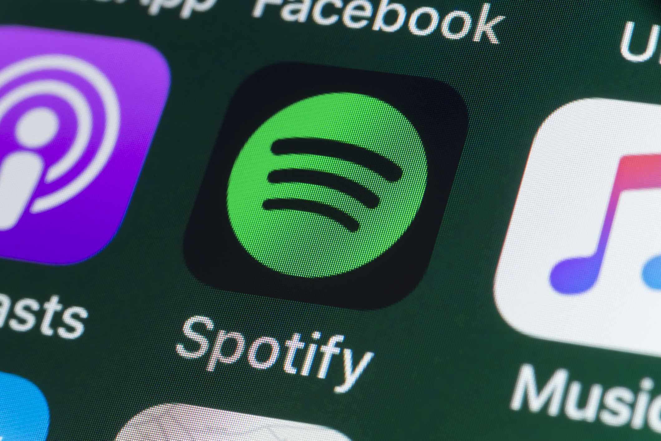 Spotify says it's removed 70 million 'spammy' tracks amid AI-generated music flood — WESH 2 Orlando