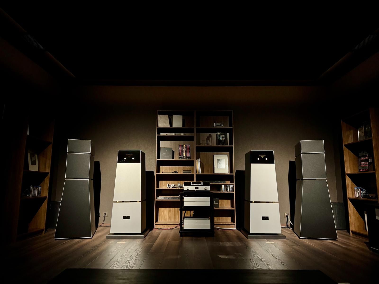 This Preamp Costs More Than a Fancy Sports Car — Wired, Munich Technology news