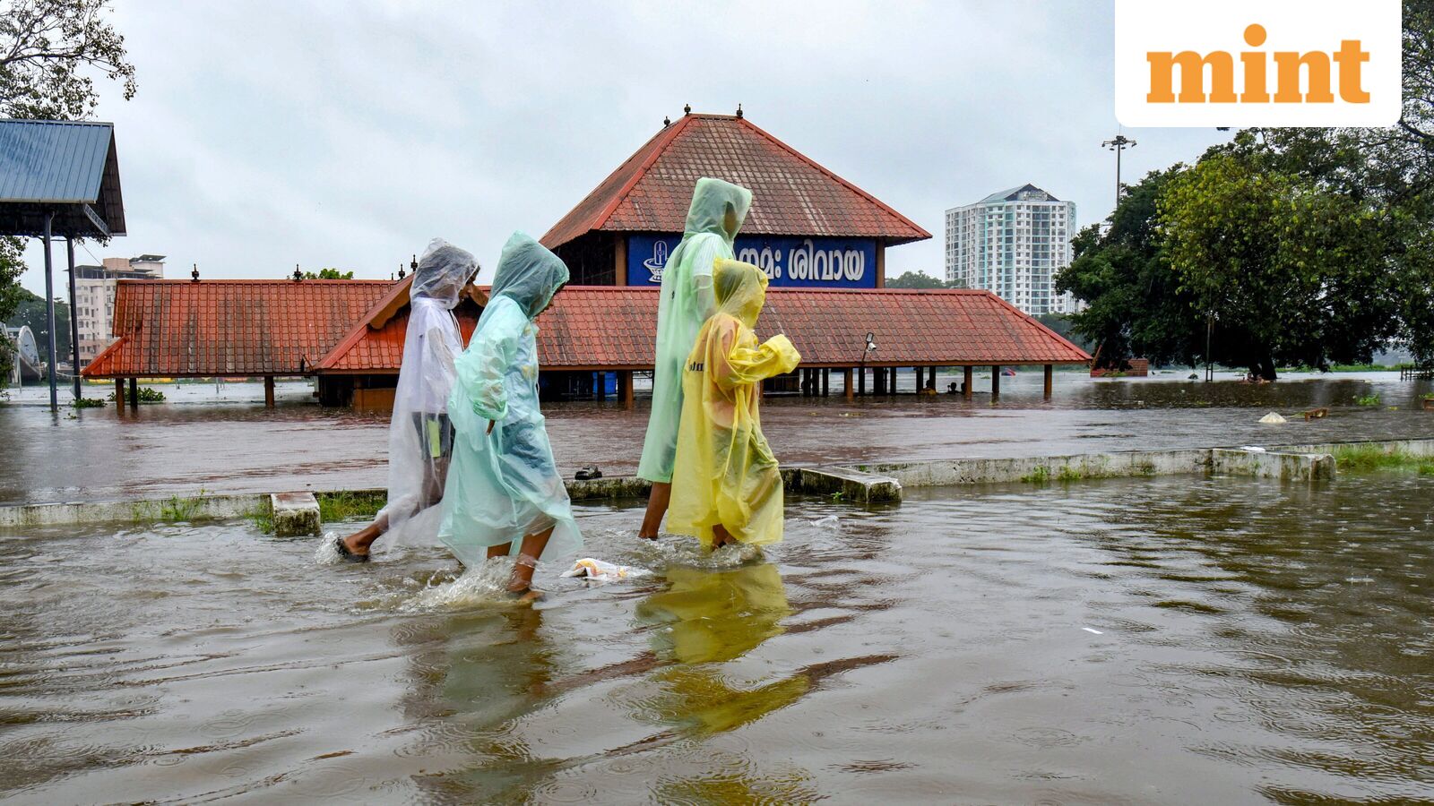 IMD alert for today: Cyclone brewing in Bay of Bengal; heavy rain forecasted for Tamil Nadu, Karnataka — Mint India, Munich Technology news